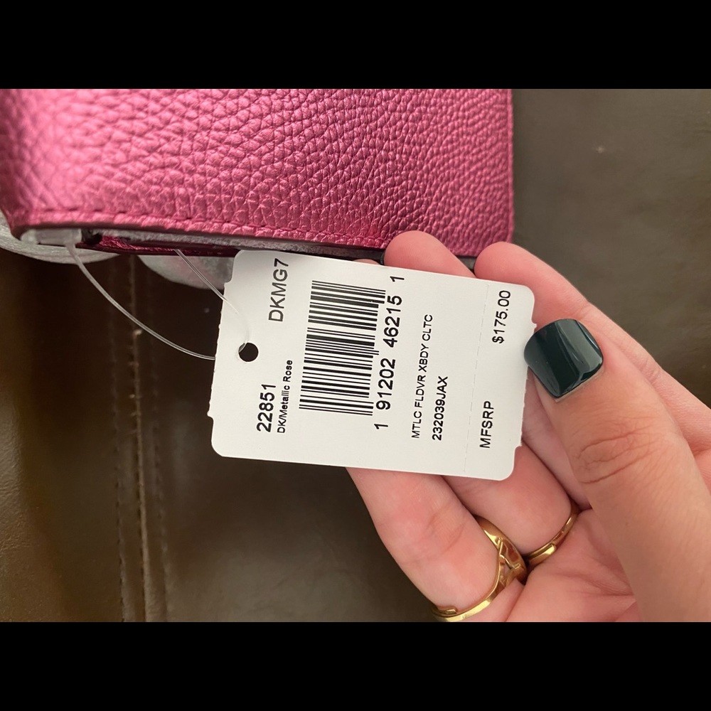 Coach • Small Crossbody - Picture 5 of 5